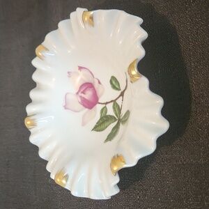 VINTAGE MITTERTEICH BAVARIA ROSE GERMAN RUFFLED TRINKET DISH/ASHTRAY. #6129O35.